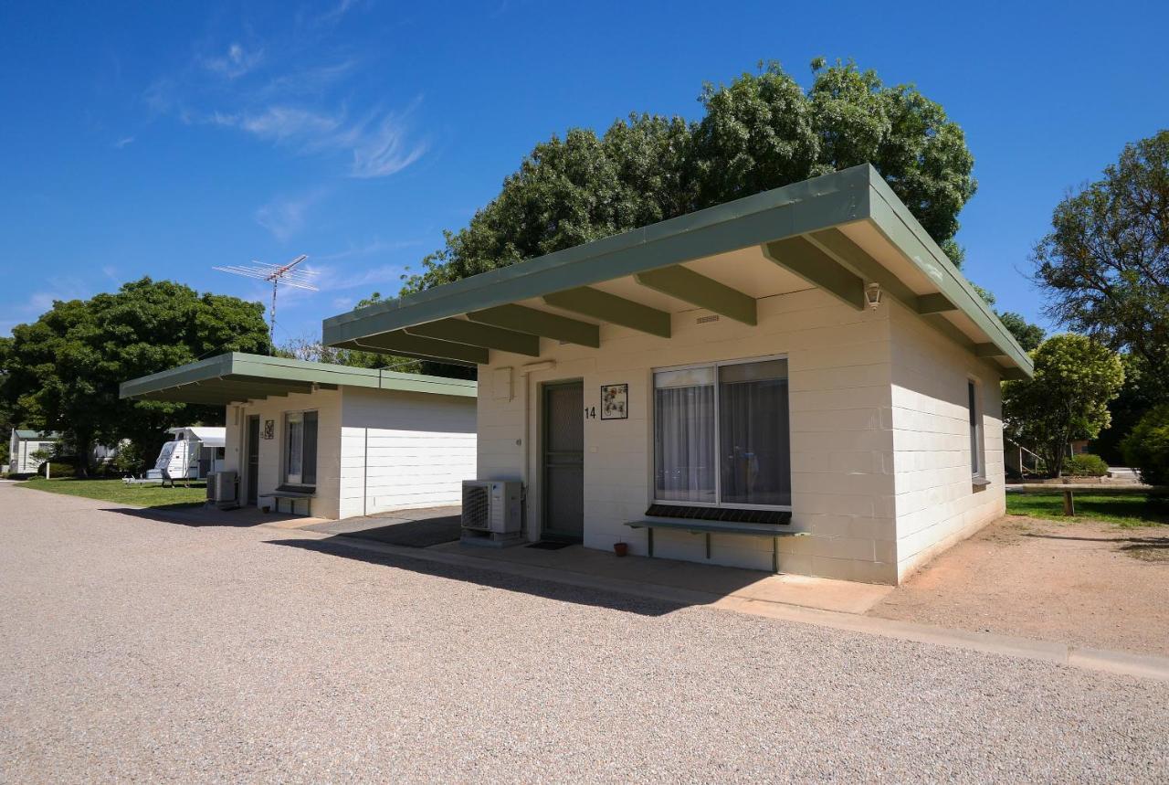Big4 Wangaratta North Cedars Holiday Park Exterior photo