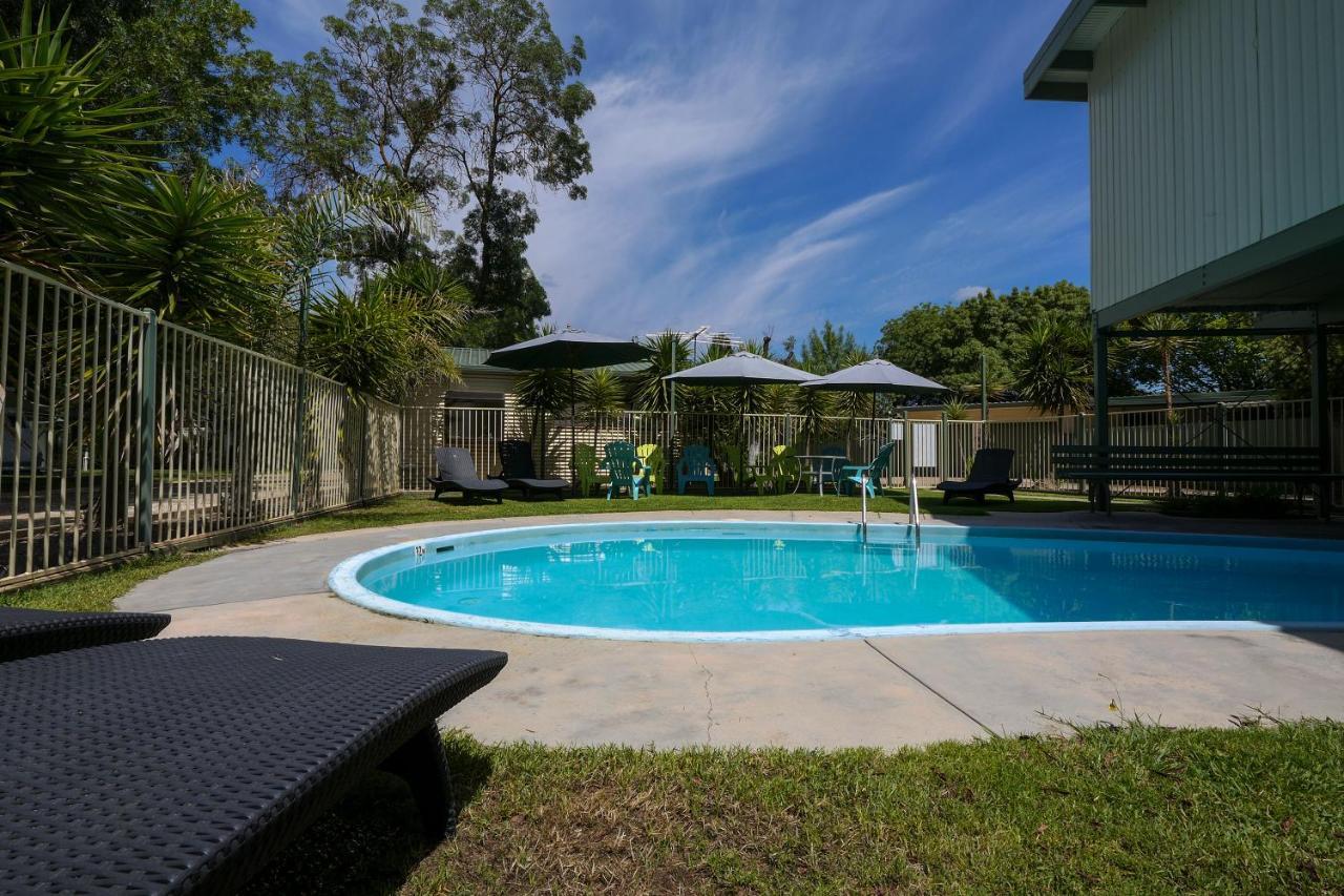 Big4 Wangaratta North Cedars Holiday Park Exterior photo